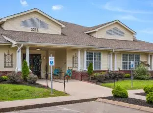 Exterior of American House Murfreesboro, an assisted living facility in Murfreesboro, Tennessee